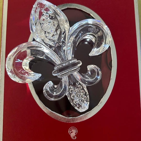 2013 Waterford Crystal Fleur de Lis Ornament - Picture 2 of 5